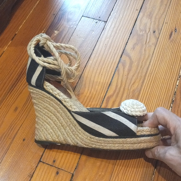 Kate Spade wedges - Picture 3 of 11